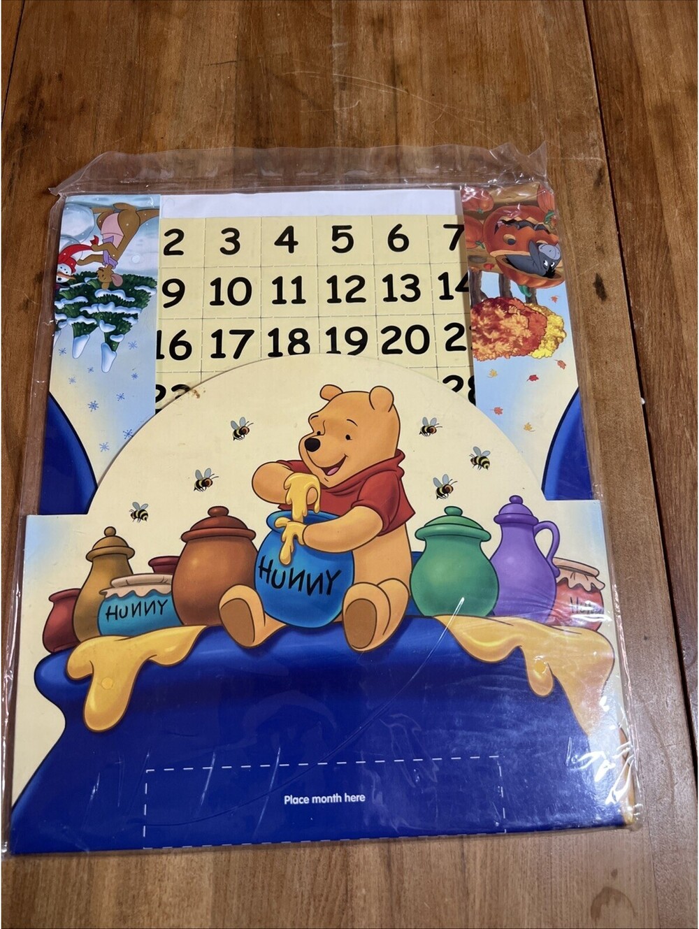 Disney Winnie the Pooh Perpetual Calendar Magnetic Cardboard New Factory Sealed